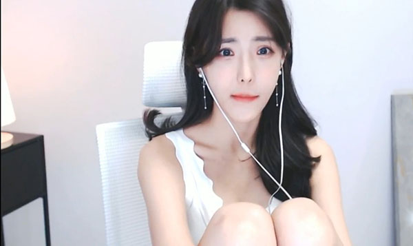 榴莲视频app永久观看破解在线观看截图