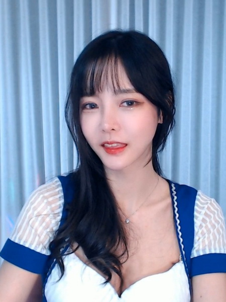 花季传媒app下载303每天三次安卓版