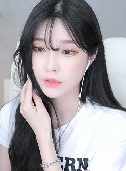 草蜢视频在线观看Www最新版软件