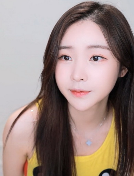 18������Ƶapp���밲׿��Ѱ�