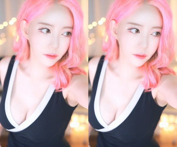 小小的日本在线观看MV视频