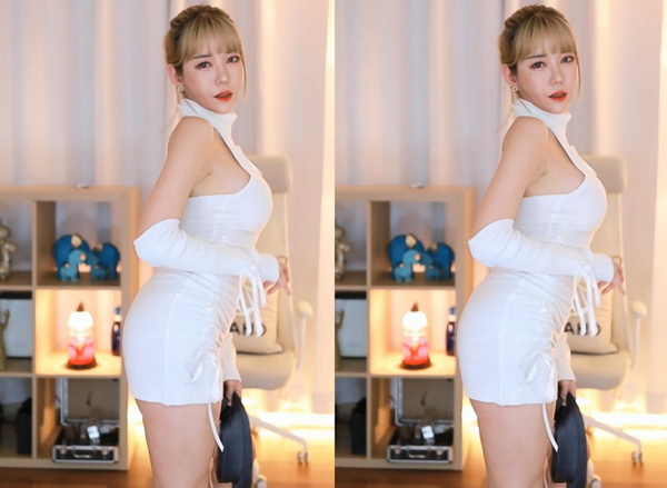 英语课代表让我桶她的小兔子