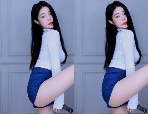 车内做运动打扑克视频