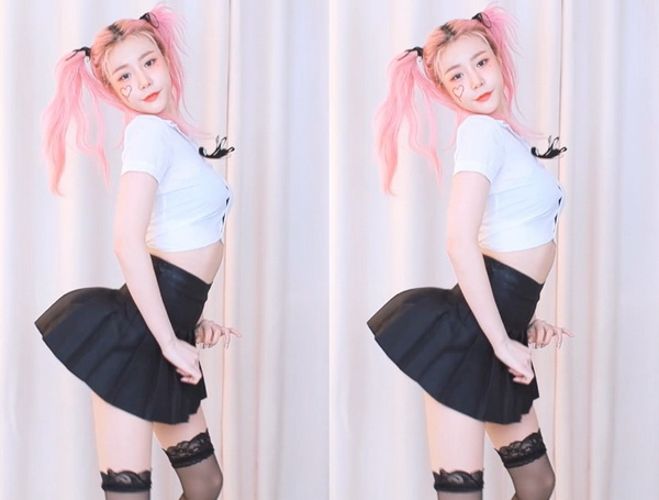 两人一上一下打扑克视频原声