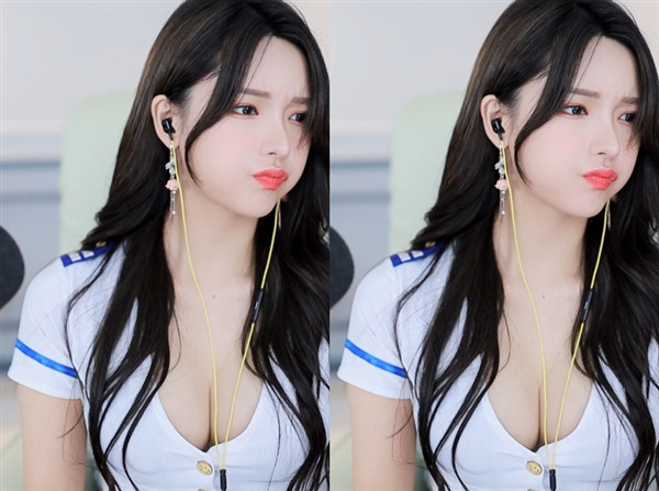 车停在路边一晃一晃的视频