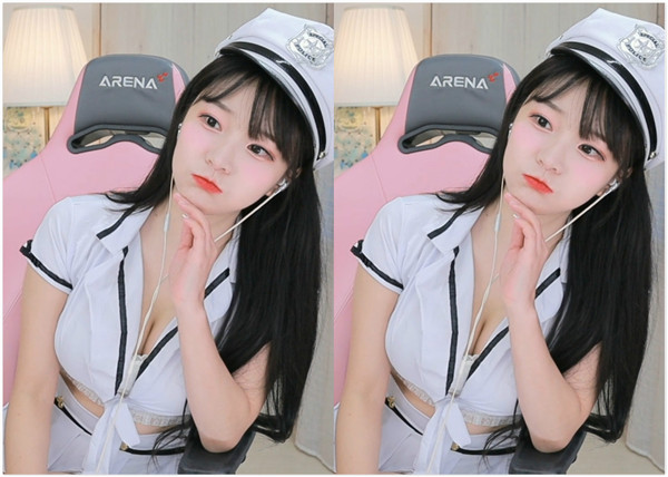 老师上课突然把跳D开到最大视频