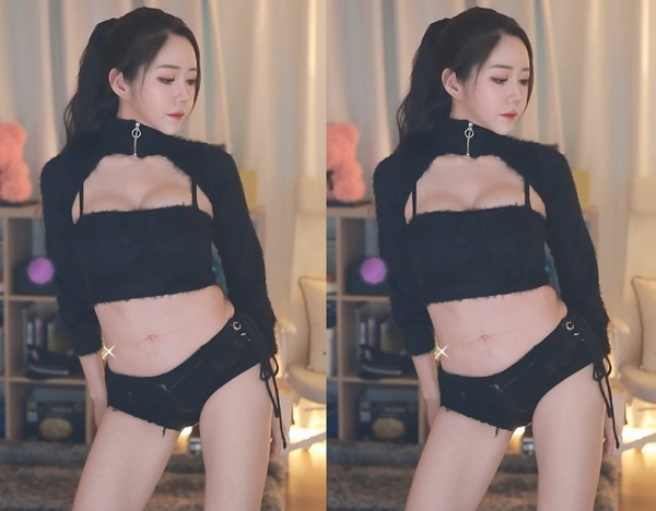 一二三四免费观看高清电影