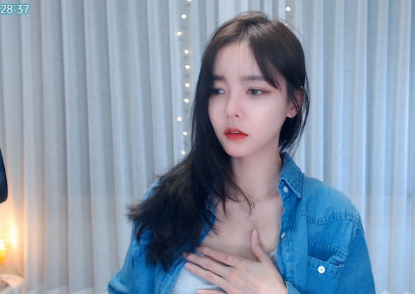 免费爱豆传媒在线观看视频