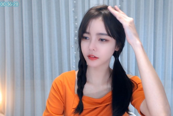 ��Ϊ��ֱ���˵�app