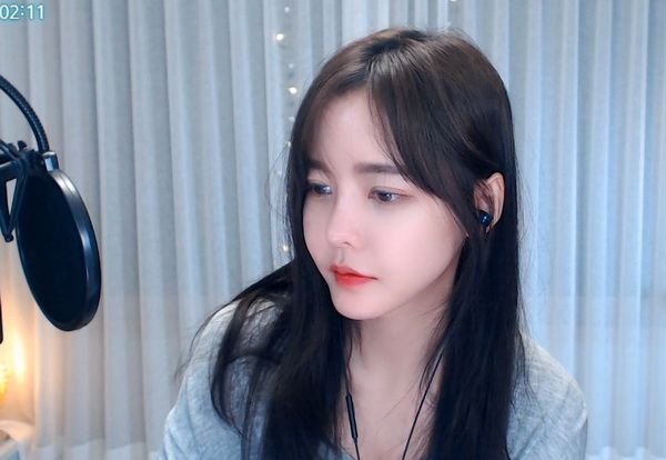 Ұ��ֱ����ѹۿ���Ƶ