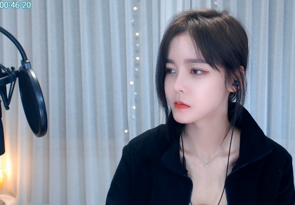 �ഺ������Ƶ���عۿ�