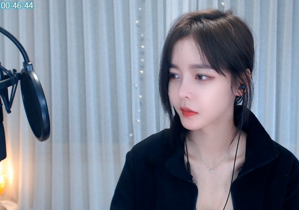 一二三四社区在线中文一