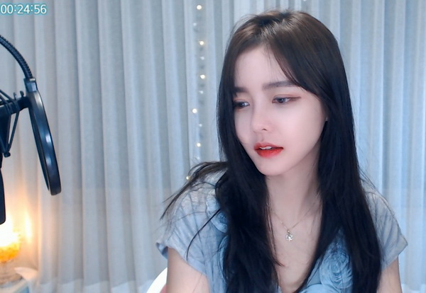 宝宝是我撞进入还是你坐视频