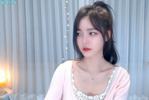 成全视频在线观看免费高清在线观看