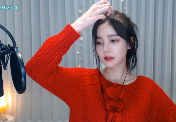 丝瓜草莓秋葵榴莲污APP