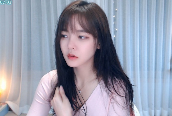 日产精品一线二线三线电影