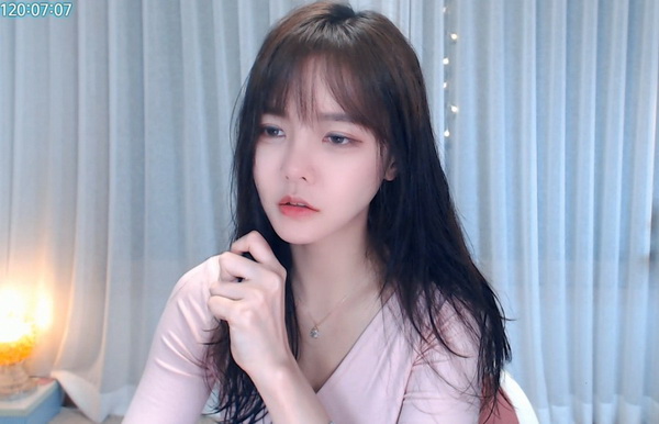 日产精品一线二线三线电影