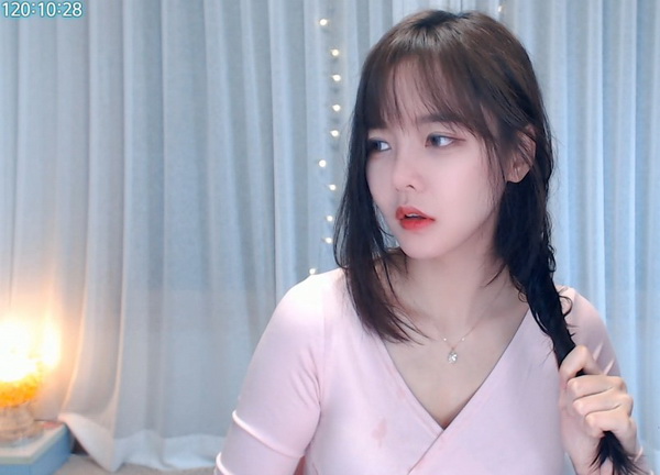 一二三四不卡社区