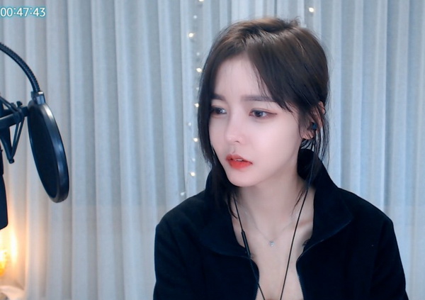 精品免费二区三区高中清不卡