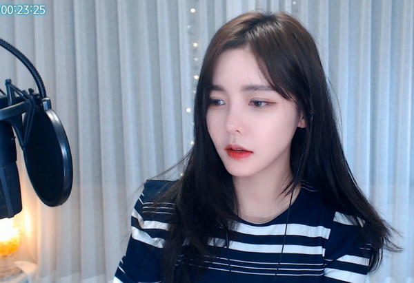 向日葵黄瓜榴莲丝瓜在线观看