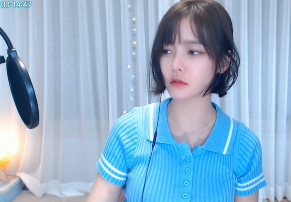 蜜唇直播app安装免费版