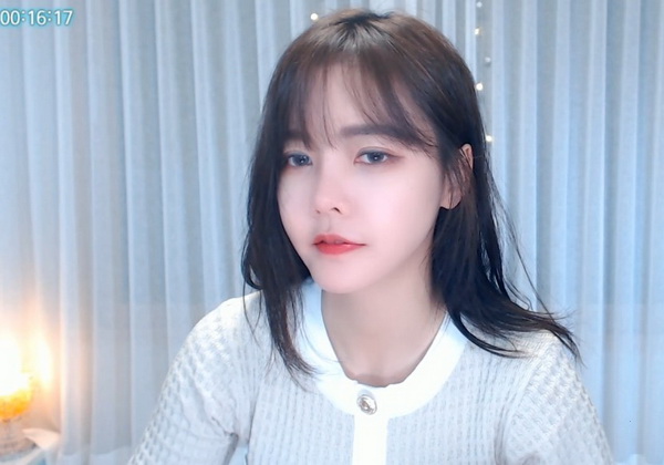 蜜唇直播app安装免费版