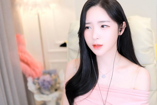 大BW毛毛多巨大Bw大Bw