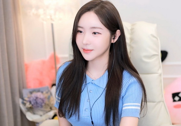 香蕉丝瓜草莓秋葵小猪芭乐茄子