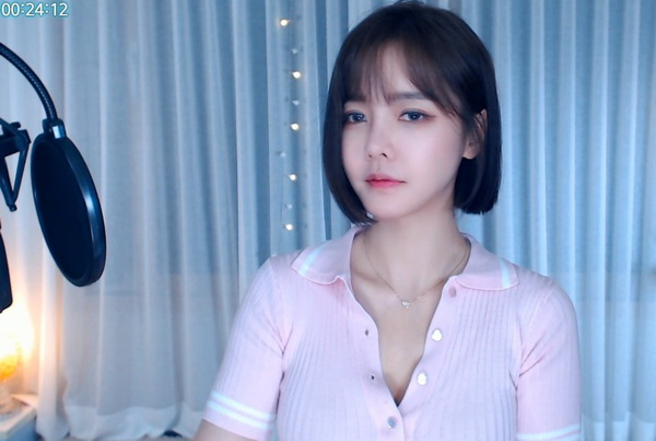 日产精品卡二卡三卡四卡区满十八