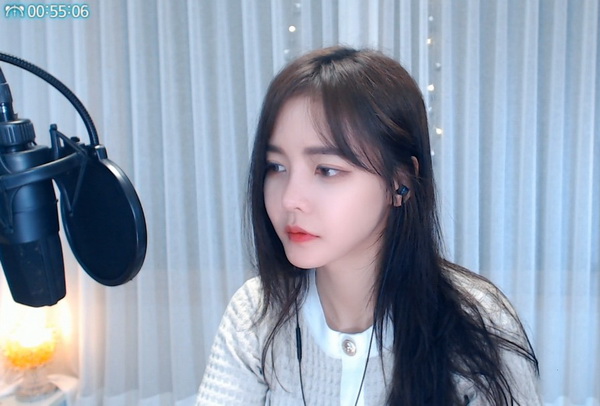 草莓香蕉黄瓜水蜜桃污啊