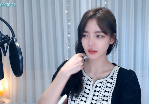 合欢视频在线免费观看