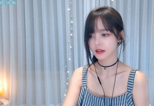 万篇长征zztt166su的下载量