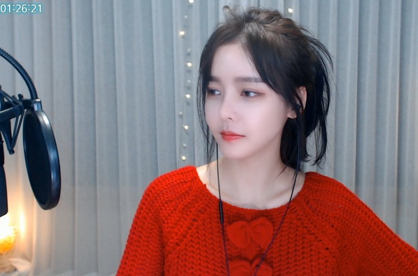 向日葵草莓视频免费观看