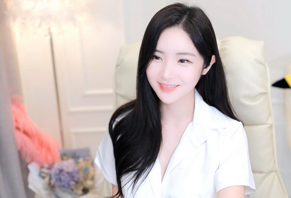 尤物YW193:COM点击进入