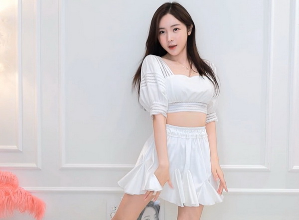 国精产品一区一区三区闺蜜