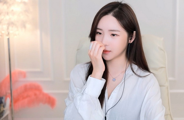 黑料不打烊tttzzz最新官网