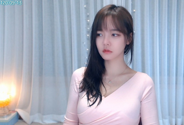 ysl千人千色官网入口