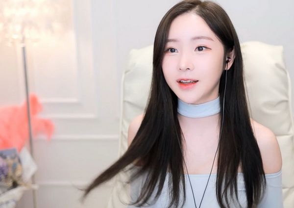 香蕉樱桃茄子丝瓜视频绿巨人