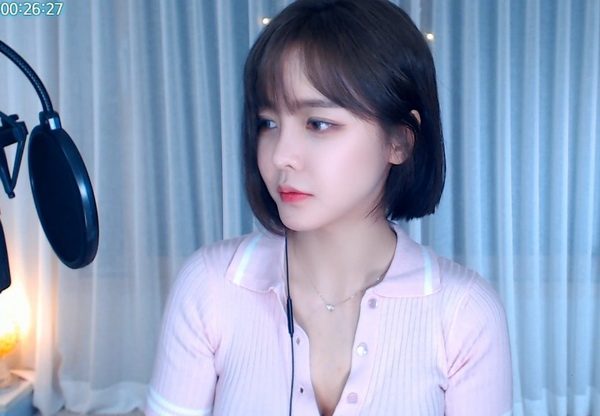 香蕉樱桃茄子丝瓜视频绿巨人