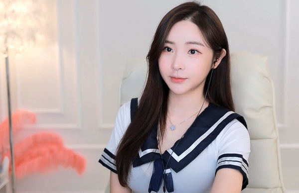 麻花豆剧天美星空