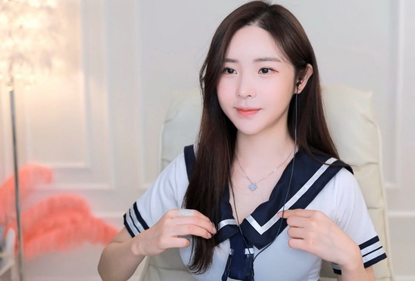 豆奶富二代榴莲草莓丝瓜