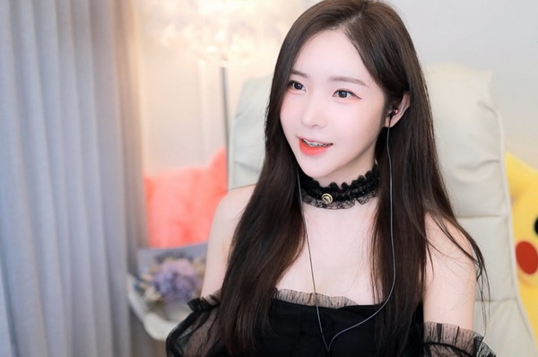 国色天香www在线观看免费