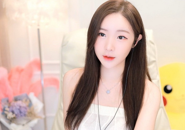 国色天香www鲁大师