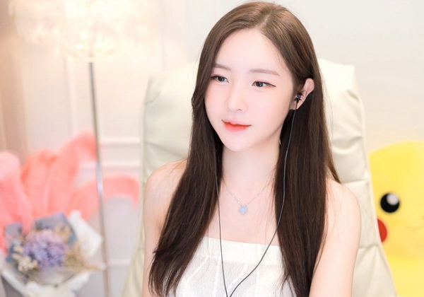 国色天香www鲁大师