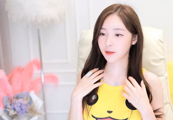 榴莲草莓香蕉黄瓜在线观看