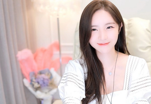 红桃视频在线观看免费阅读版