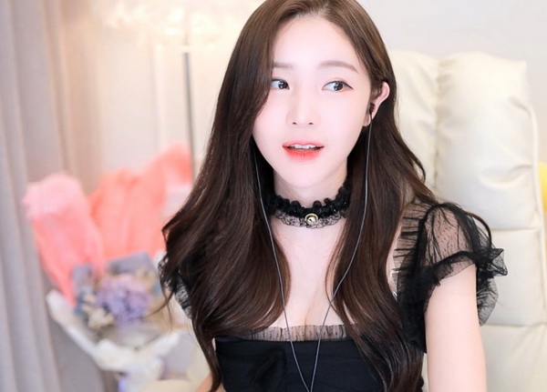 草莓视频丝瓜在线观看丝瓜18