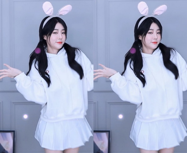 丝瓜视频芭乐视频草莓薰衣草