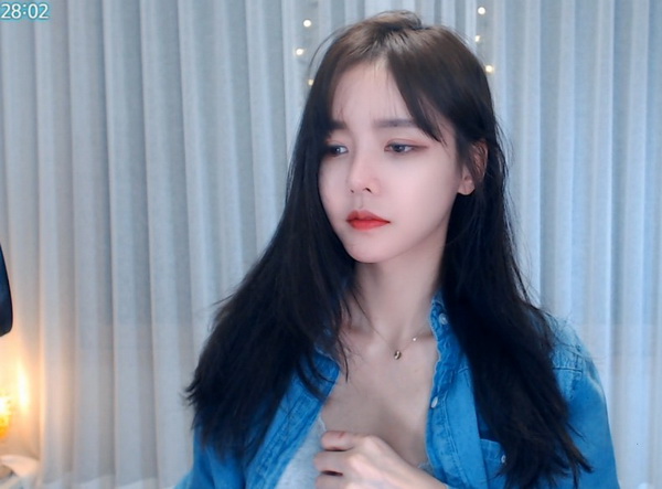 插曲视频免费完整版在线播放