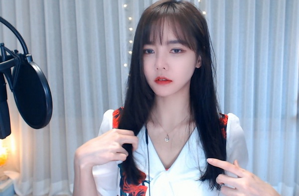 幸福宝8008导航隐藏入口官网